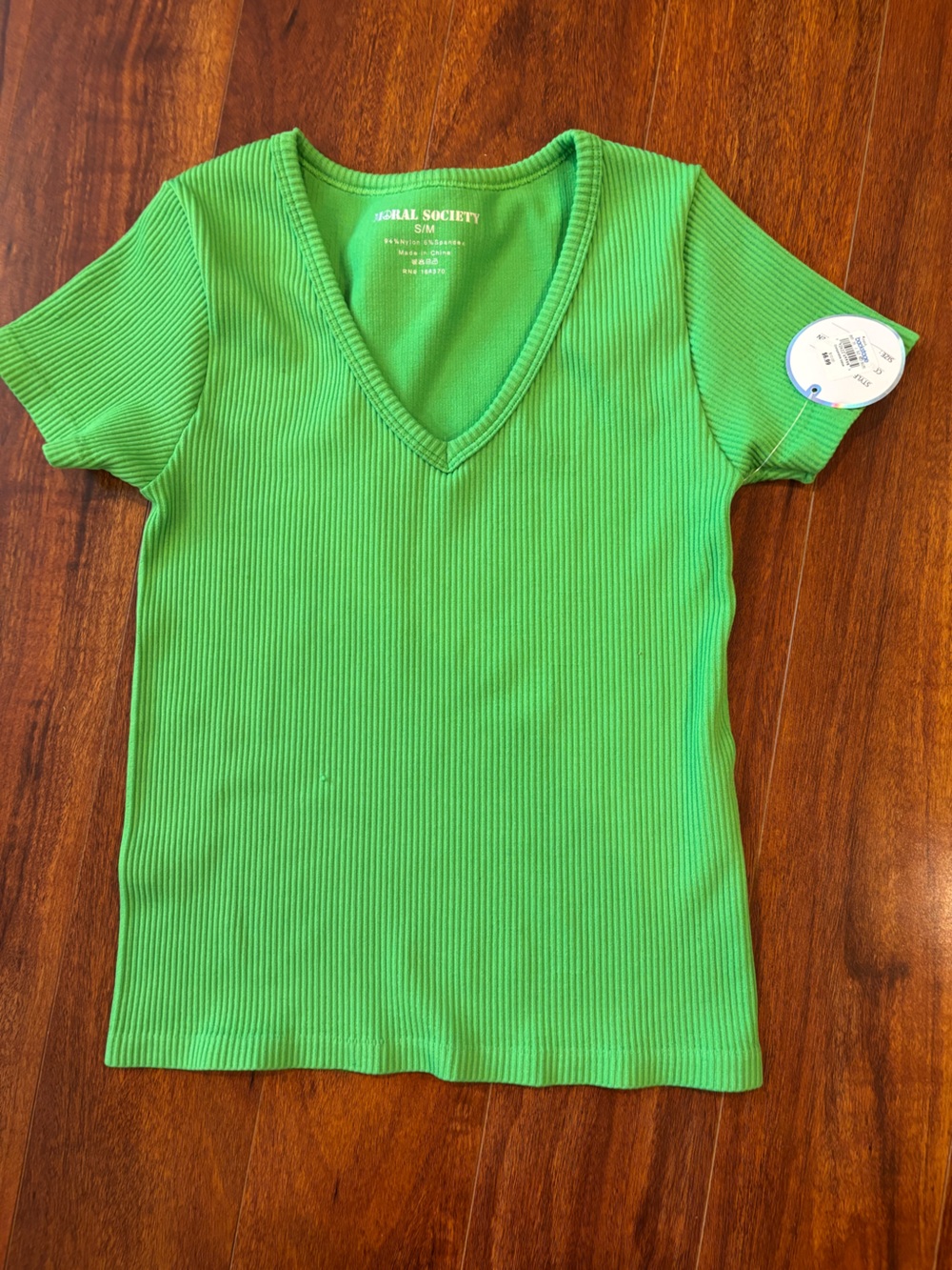 Women's Green Ribbed V-Neck Top